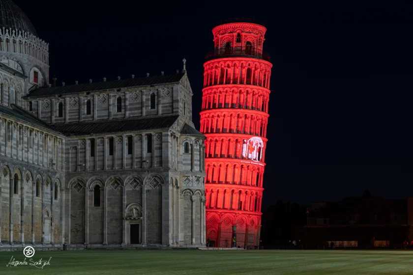 Torre di Pisa - Croce rossa italiana